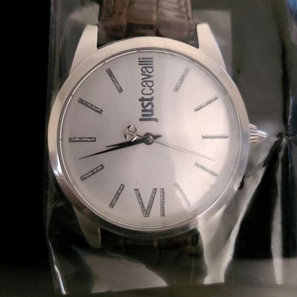 Authentic Roberto Cavalli Watch - Picture 3 of 7